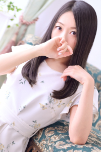 あいな